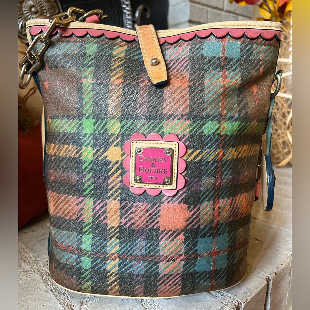 Dooney & Bourke Multicolor Rainbow Tartan Plaid Shoulder Bucket Bag - Picture 4 of 16